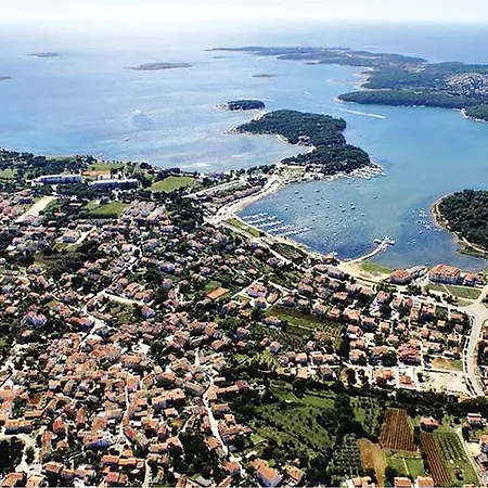 Nyaraló Gorgeous In Ližnjan