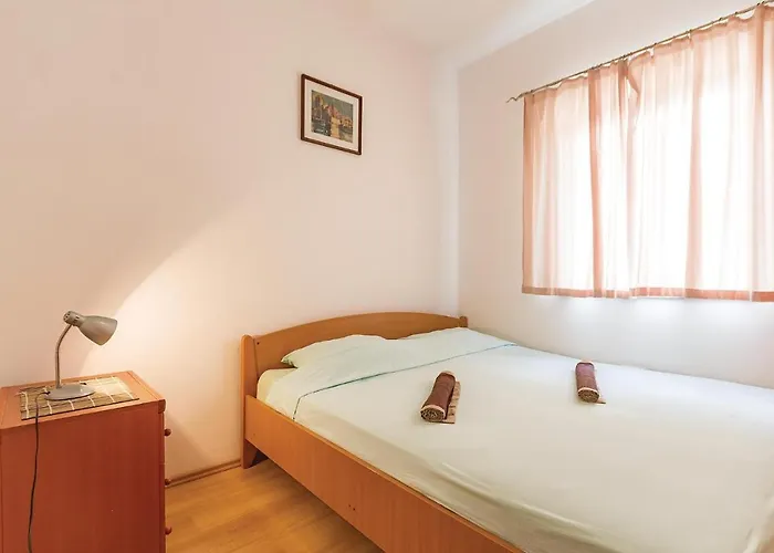 Stunning In With Wifi Vakantiehuis Ližnjan