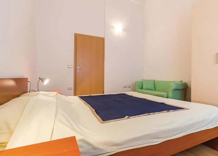 Vakantiehuis Stunning In With Wifi