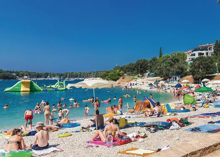 Vakantiehuis Stunning In With Wifi *