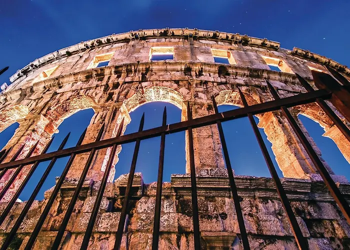 Stunning In With Wifi Vakantiehuis Ližnjan